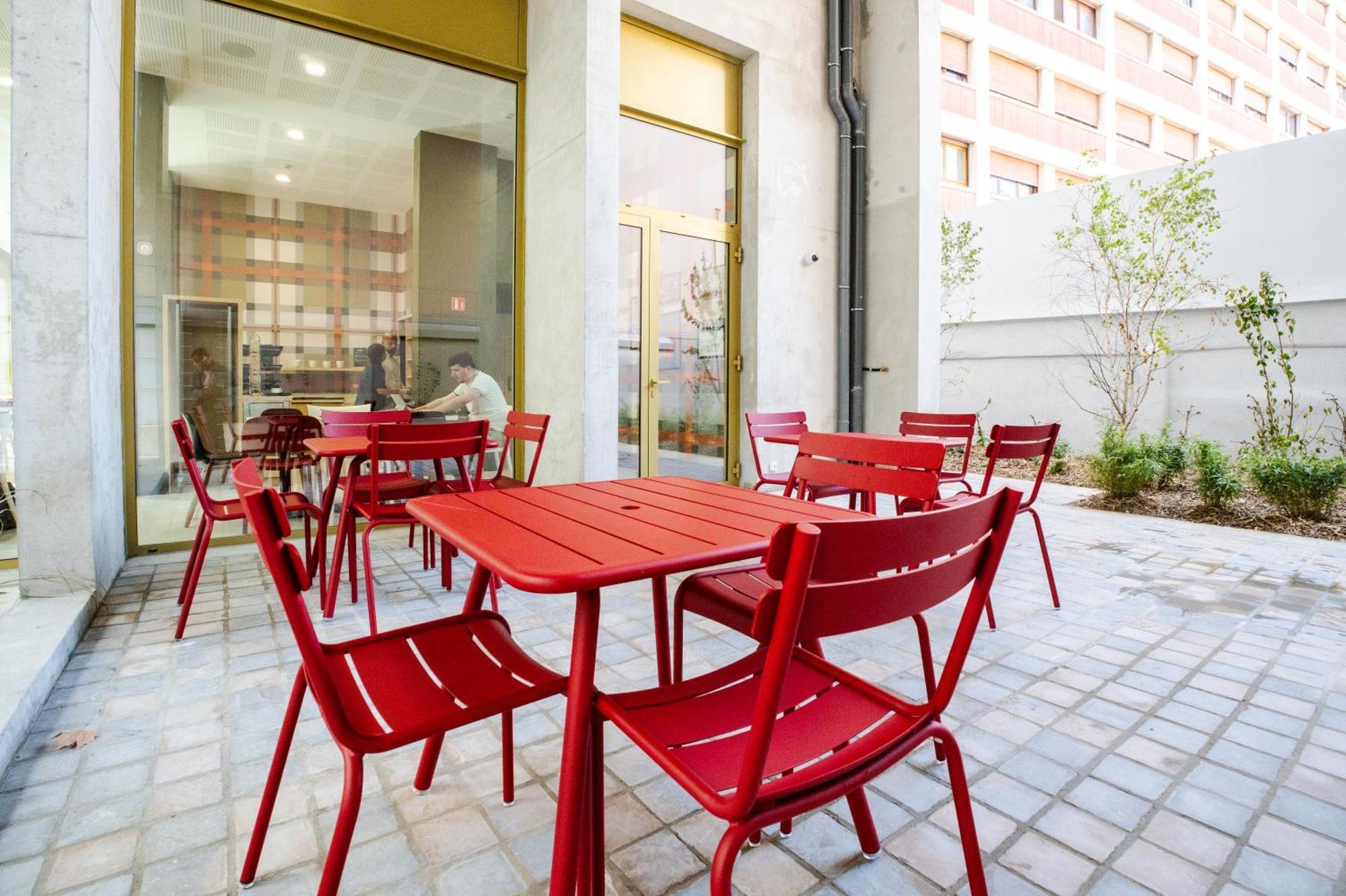 Easyhotel Marseille Euromed المظهر الخارجي الصورة