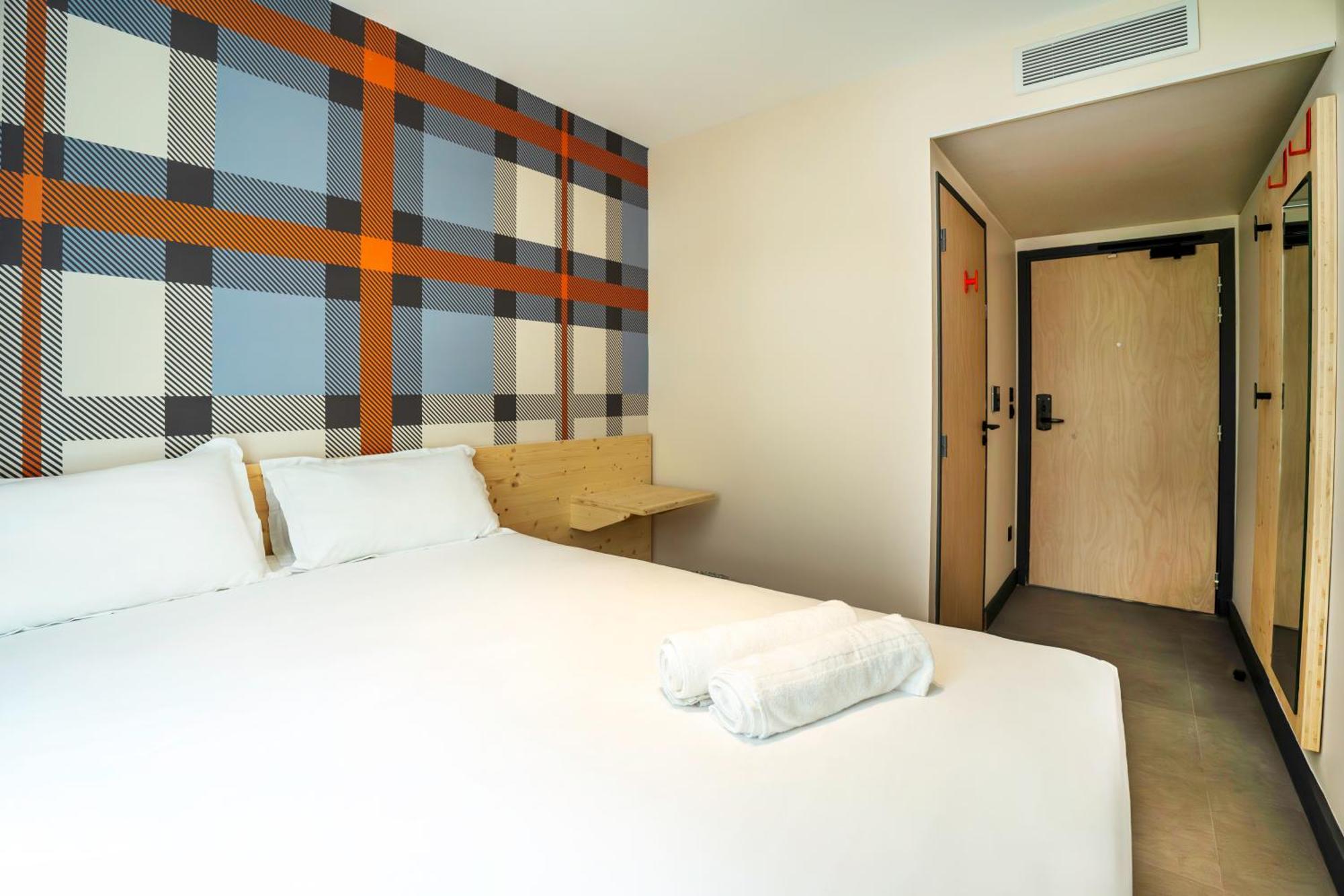 Easyhotel Marseille Euromed المظهر الخارجي الصورة