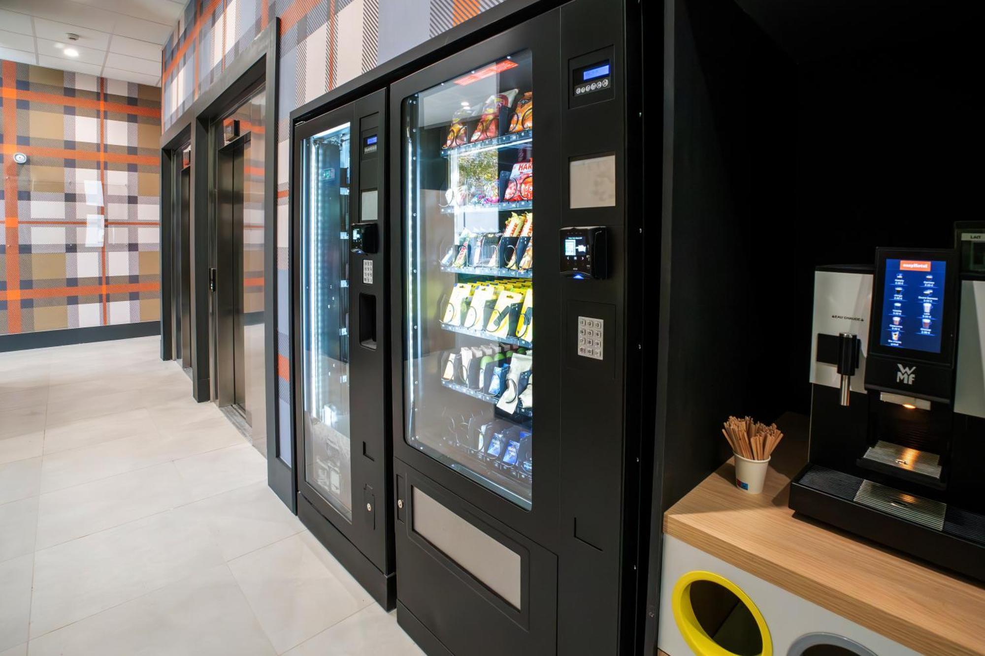 Easyhotel Marseille Euromed المظهر الخارجي الصورة